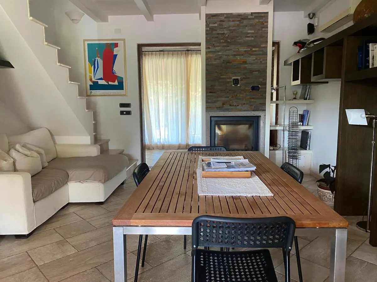 Vila La Casa Degli Ibiscus Porto Ottiolu Prázdninový dům